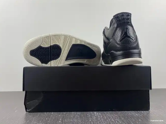HYPE Retro 819139-010 Pony Black 4 Jordan Hair 0529